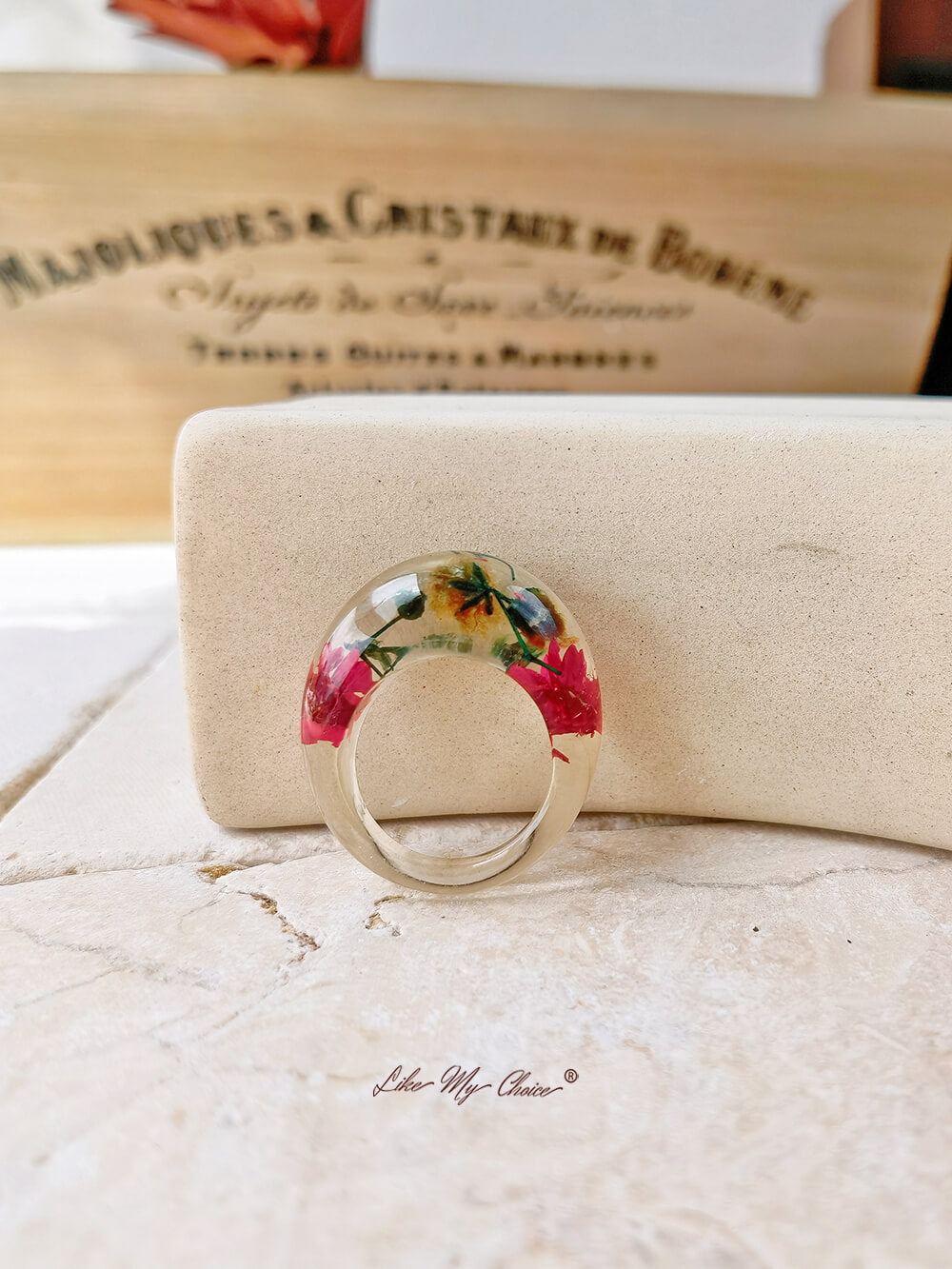 Red Daisy Oval Resin Ring