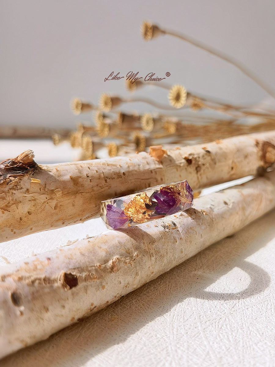 Handmade Dried Flower Inlaid Resin Ring-Gold Foil Purple