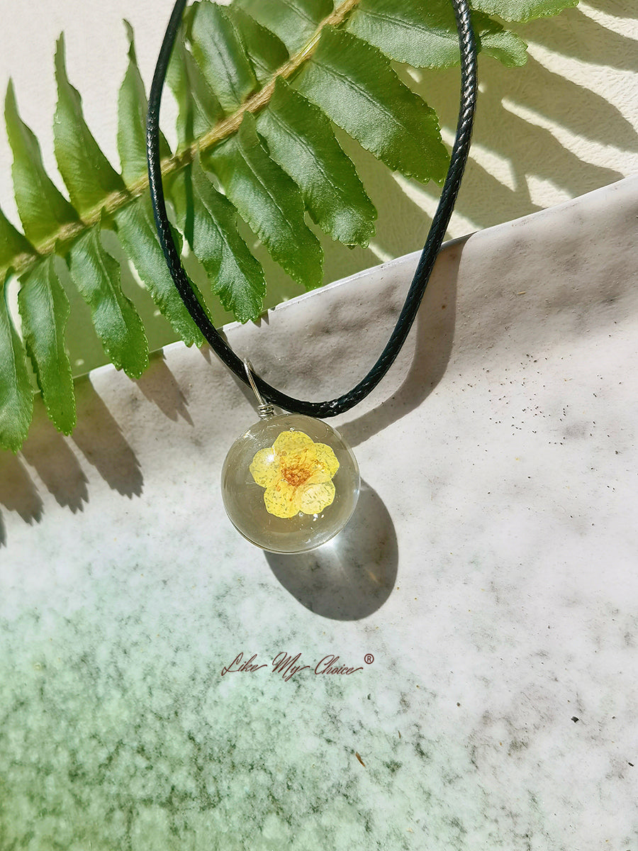 Peach Blossom Full Moon Round Pendant Necklace