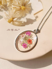 Resin Pendant Necklace With Queen Anne Lace Forget-Me-Not Embossed