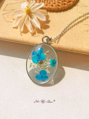 Resin Pendant Necklace With  Blue Hydrangea Dried Flowers