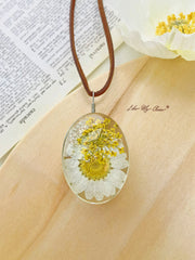 Dried Flower Necklace Double Sided Preserved Flower Daisy Pendant