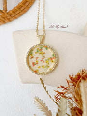 Floral Resin Round Crystal Pendant Necklace