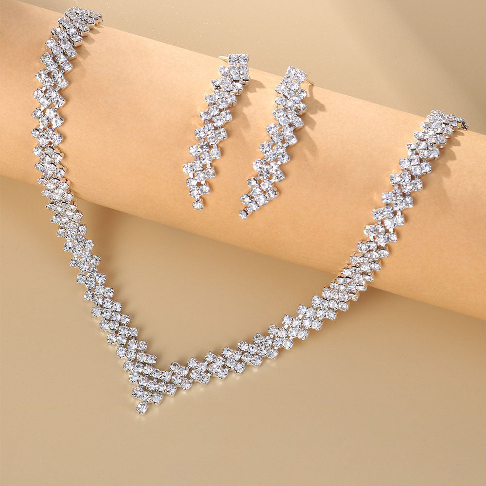 Slanted Rhinestone Collar And Dusters Set