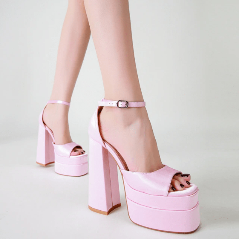 Elanora Platform Heels