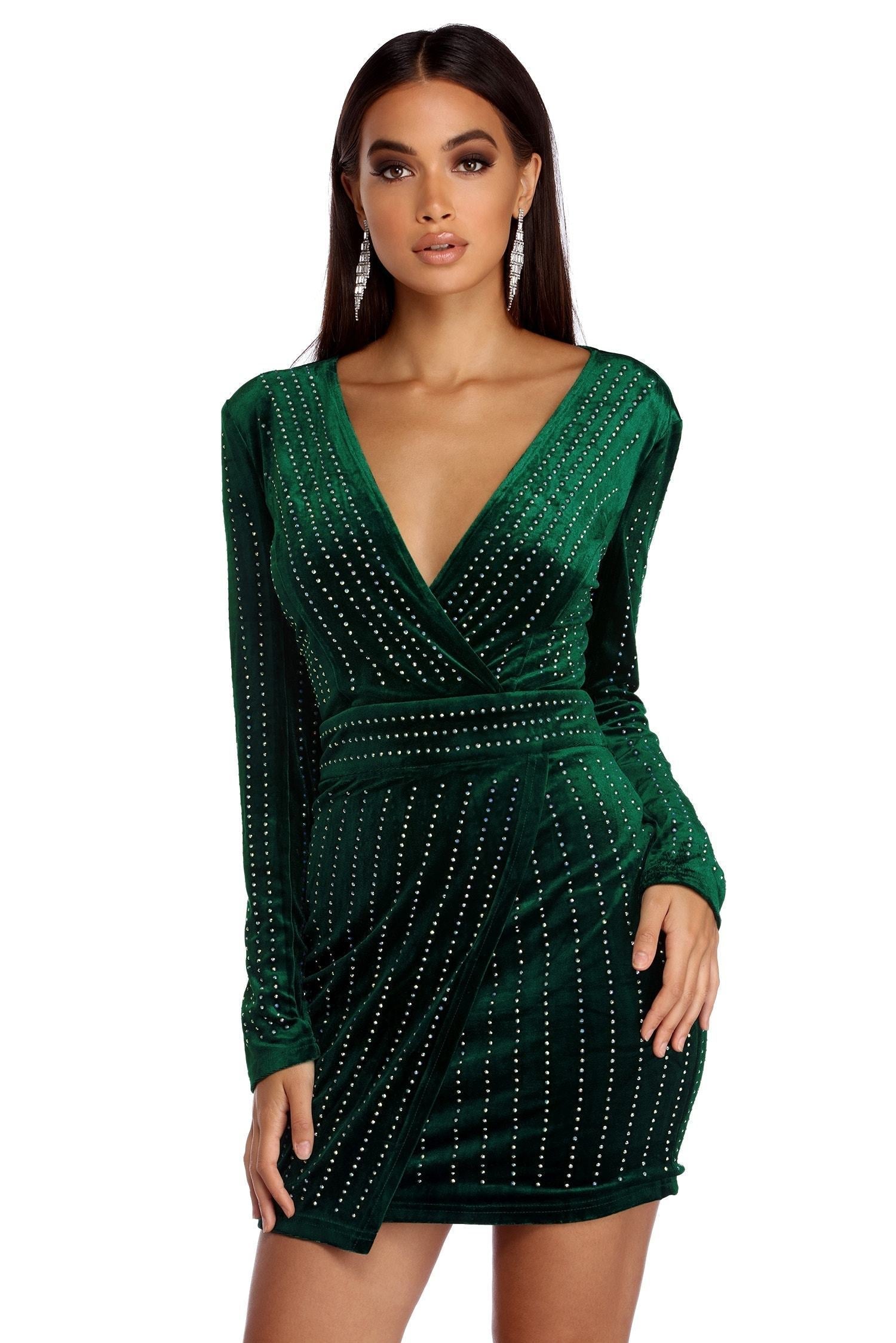 Cassie Velvet Wrap Dress - Lady Occasions