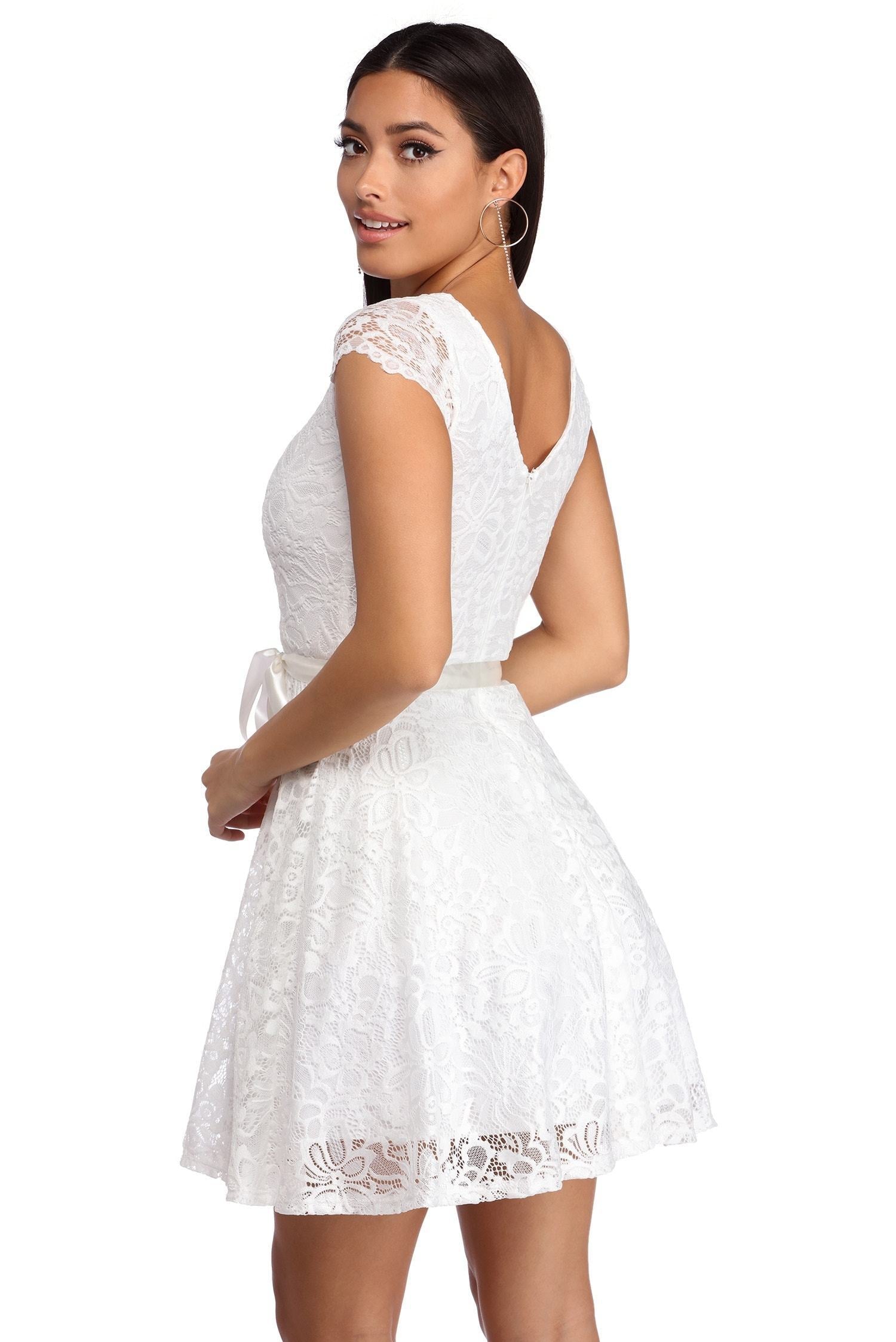 Lilyana Lace Party Dress - Lady Occasions