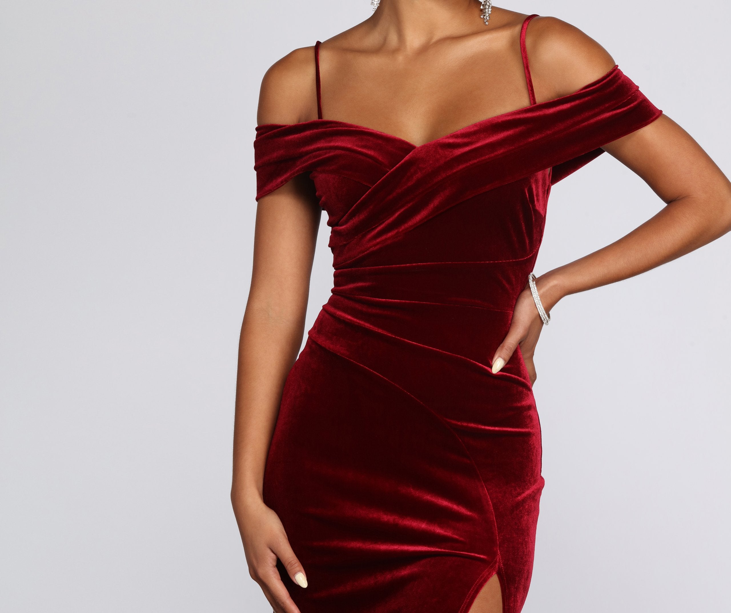 Christiana Velvet Formal Dress - Lady Occasions