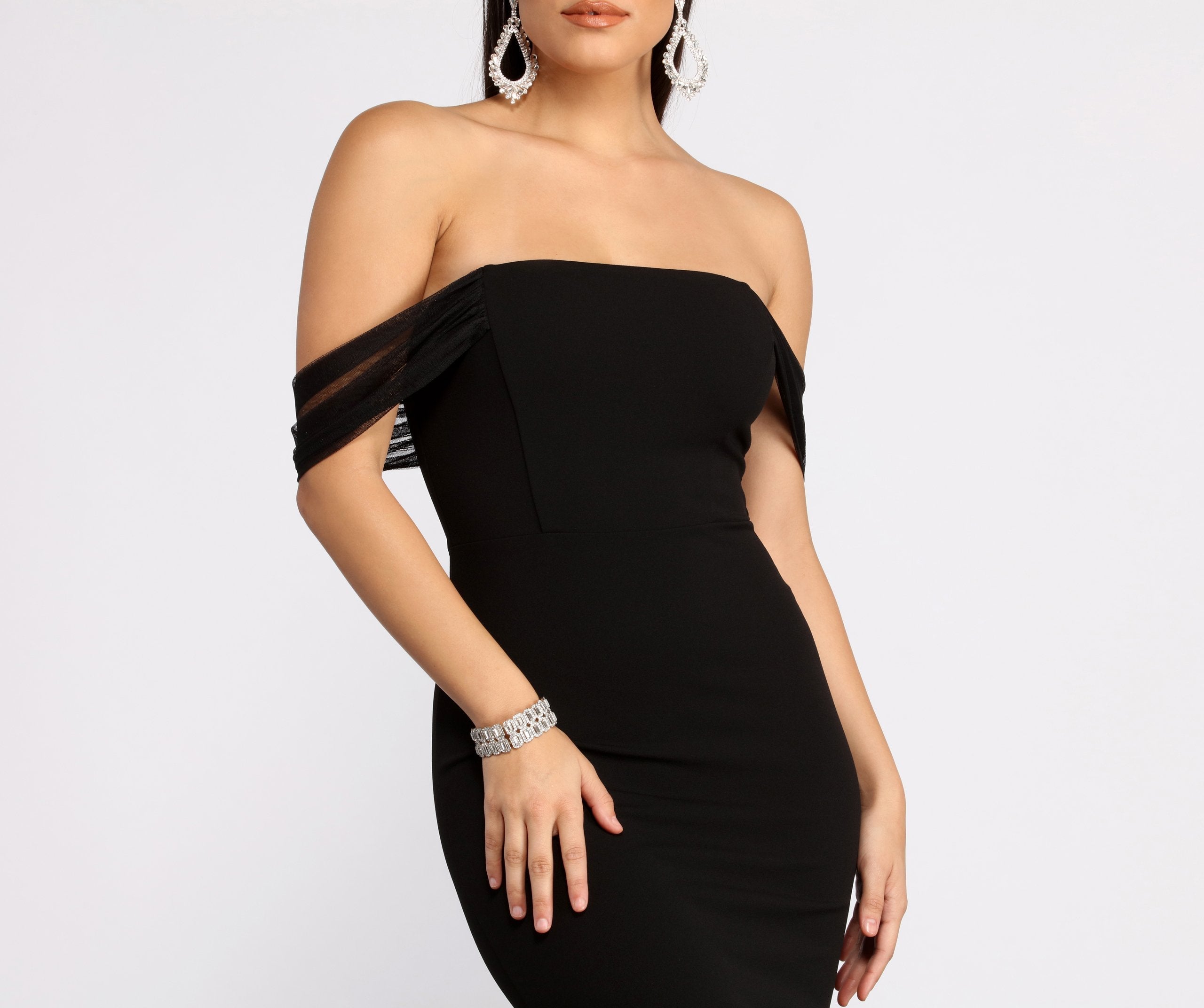 Kalel Off The Shoulder Mermaid Dress - Lady Occasions