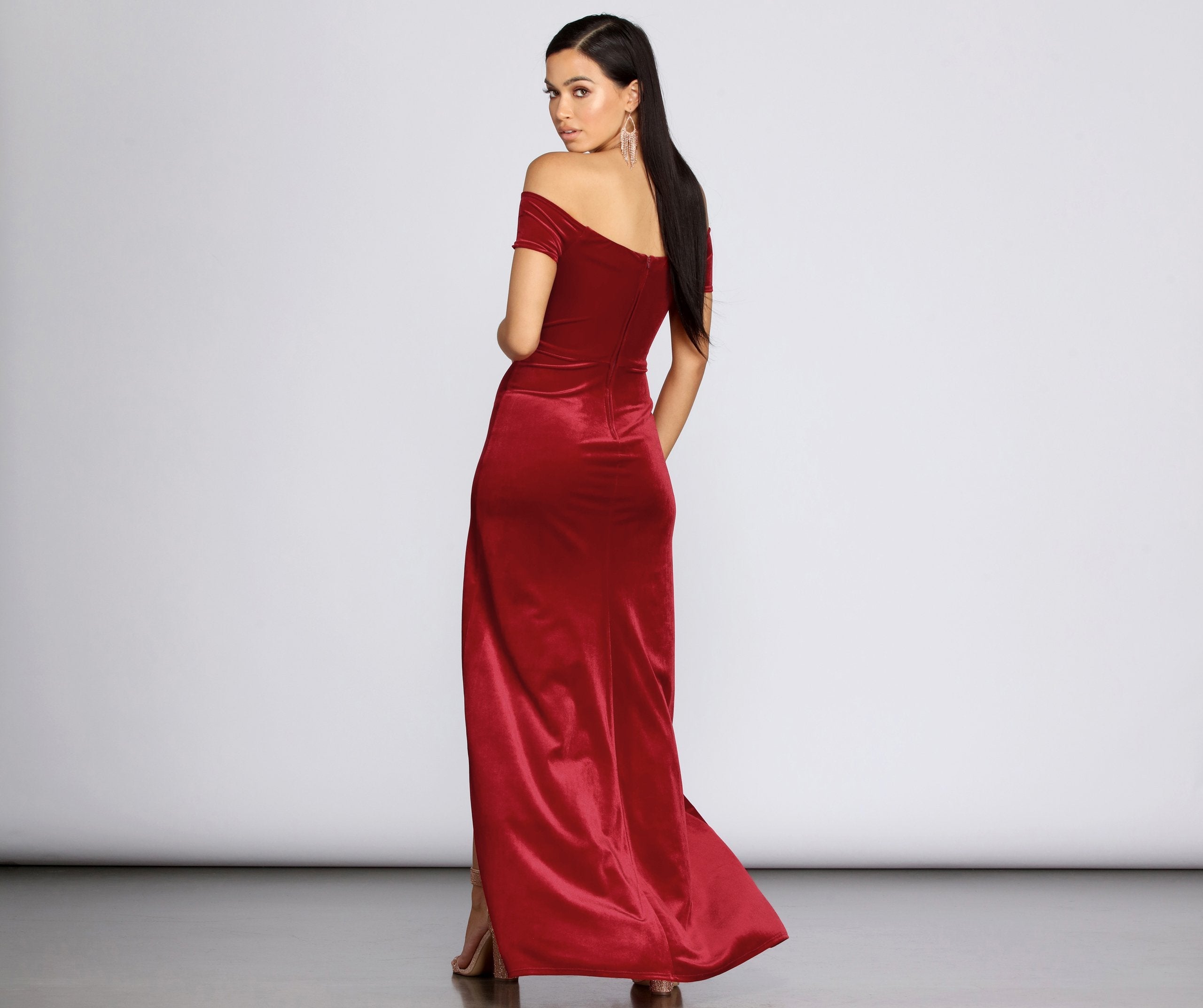 Shania Formal Velvet Sweetheart Dress