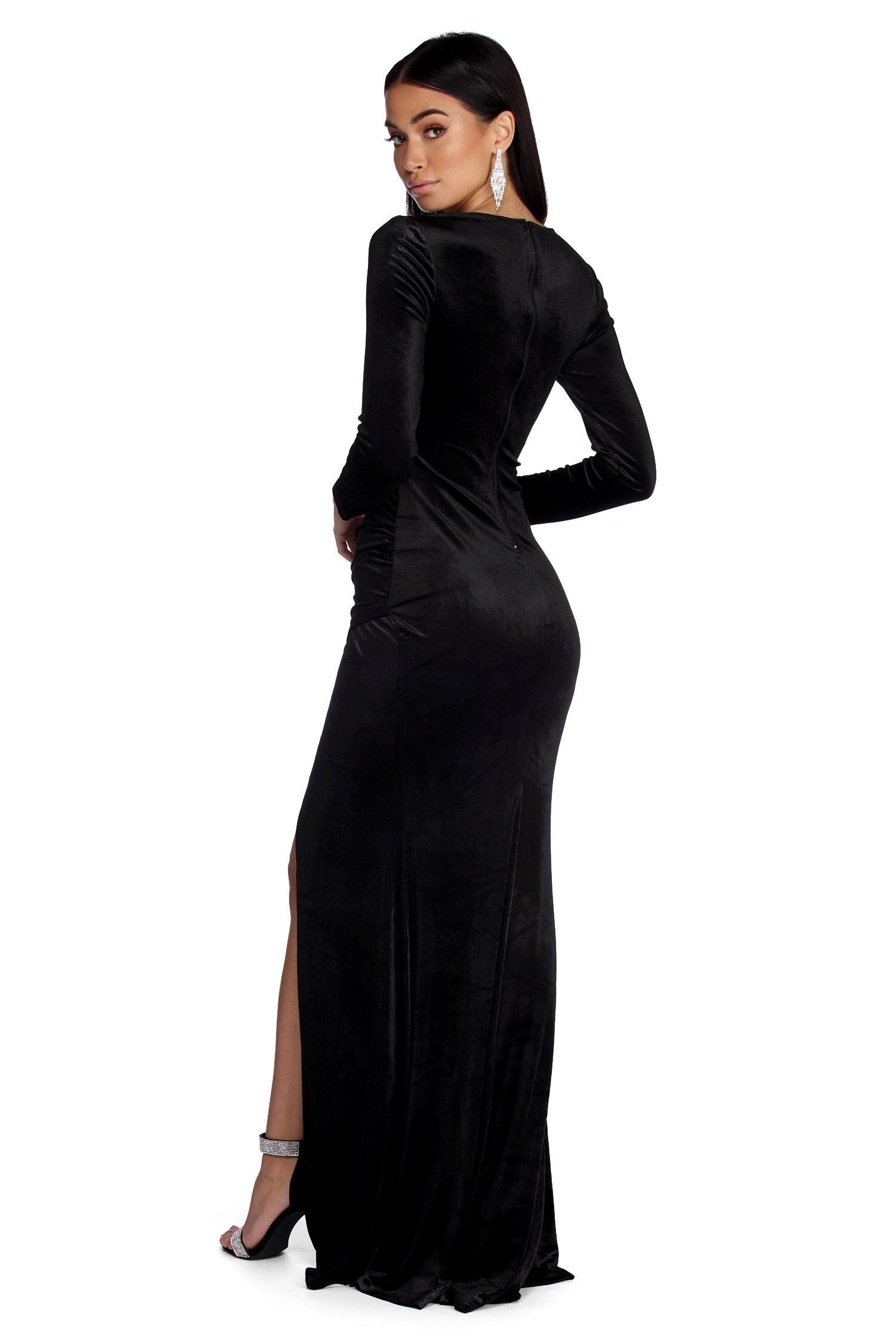 Belinda Formal Velvet Dress - Lady Occasions