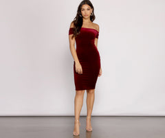 Velvet Luxe Bodycon Midi Dress - Lady Occasions