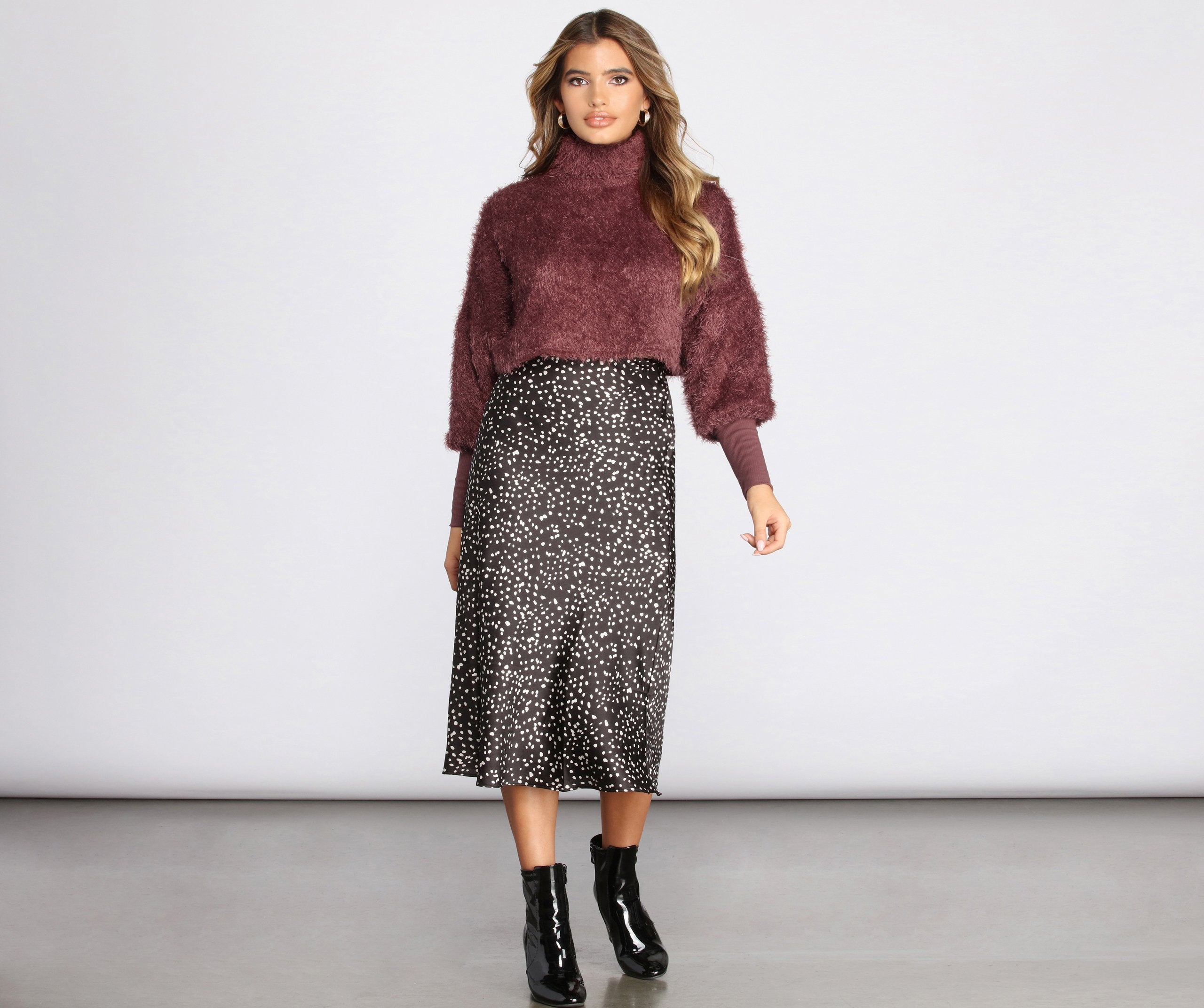 Cozy Cropped Fuzzy Sweater - Lady Occasions