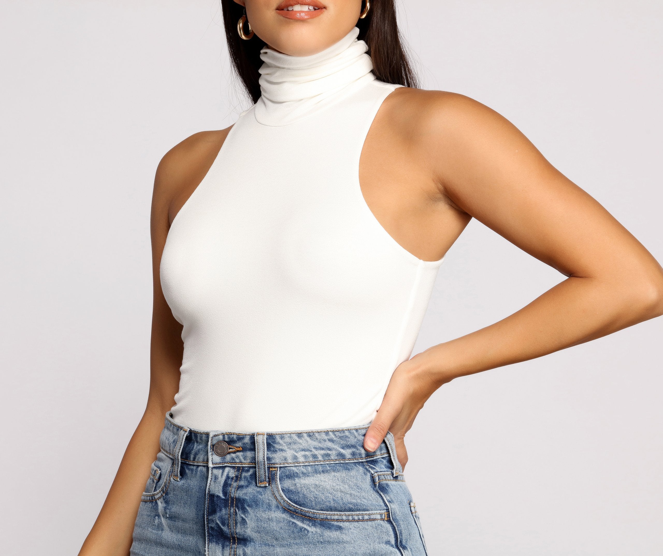 Captivate Me Basic Crepe Sleeveless Bodysuit - Lady Occasions