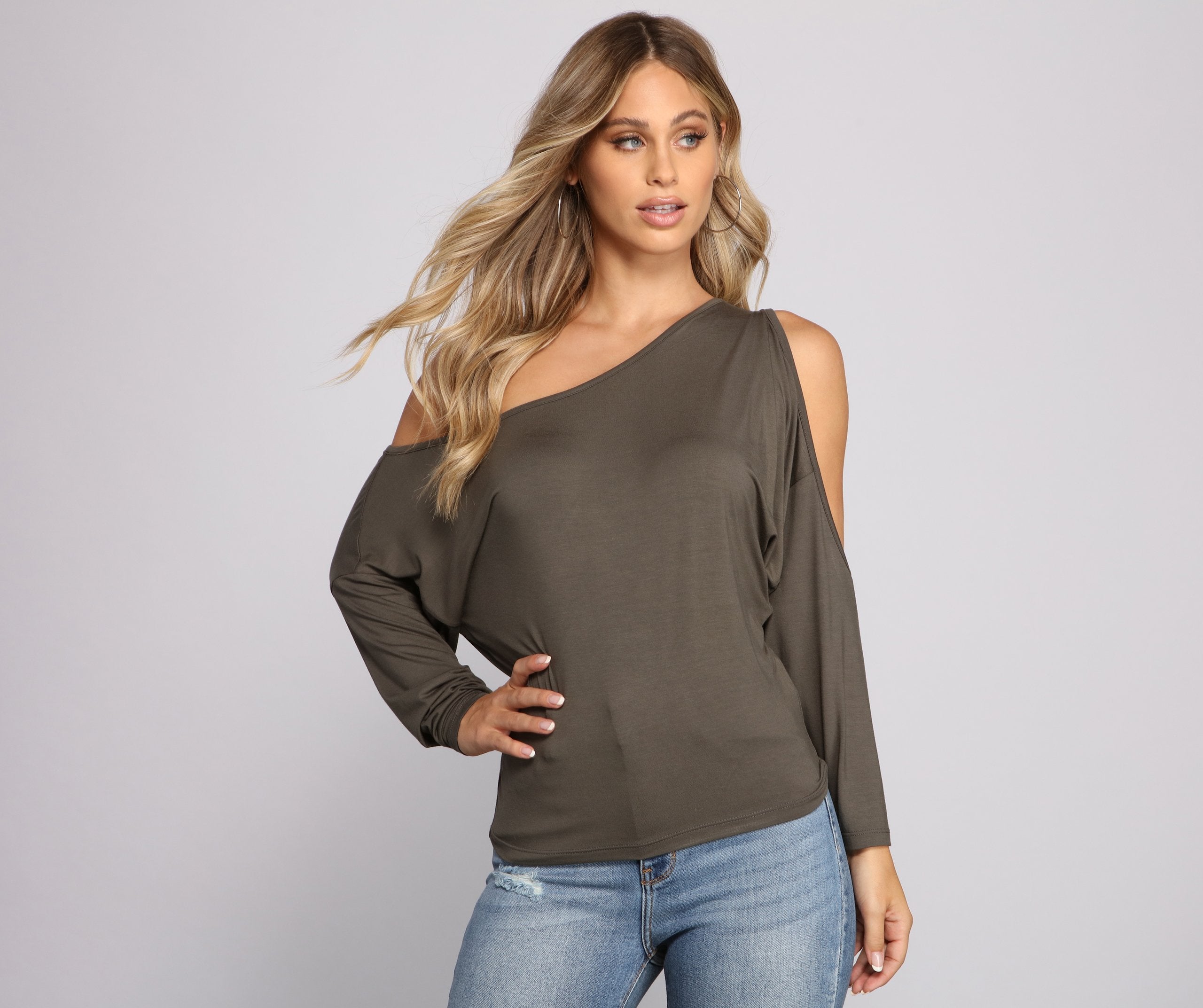 Casual Cold Shoulder Knit Top - Lady Occasions