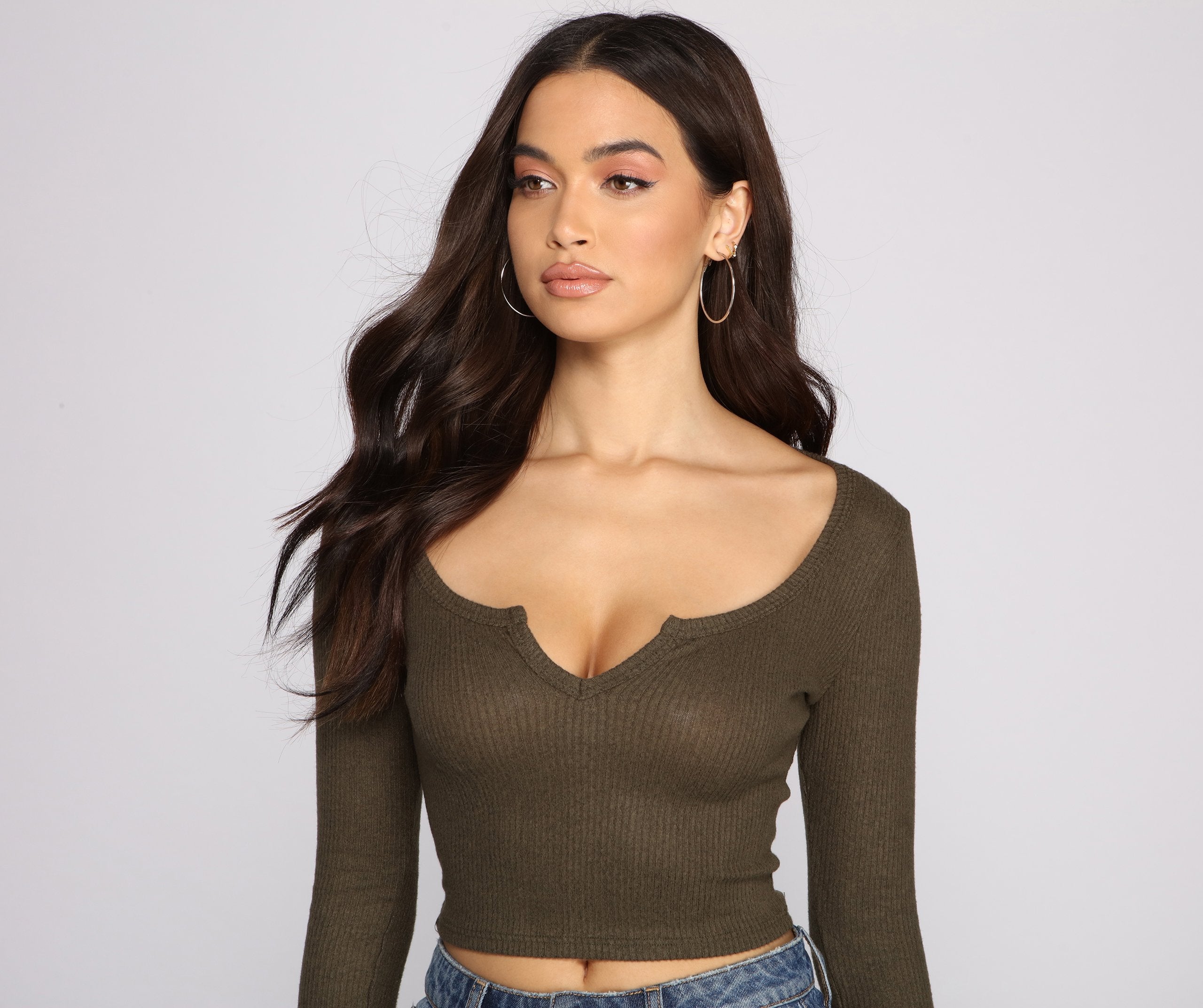 Must-Have Ribbed Knit Crop Top - Lady Occasions