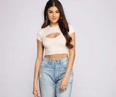 Chic Cuts Ribbed Knit Crop Top - Lady Occasions