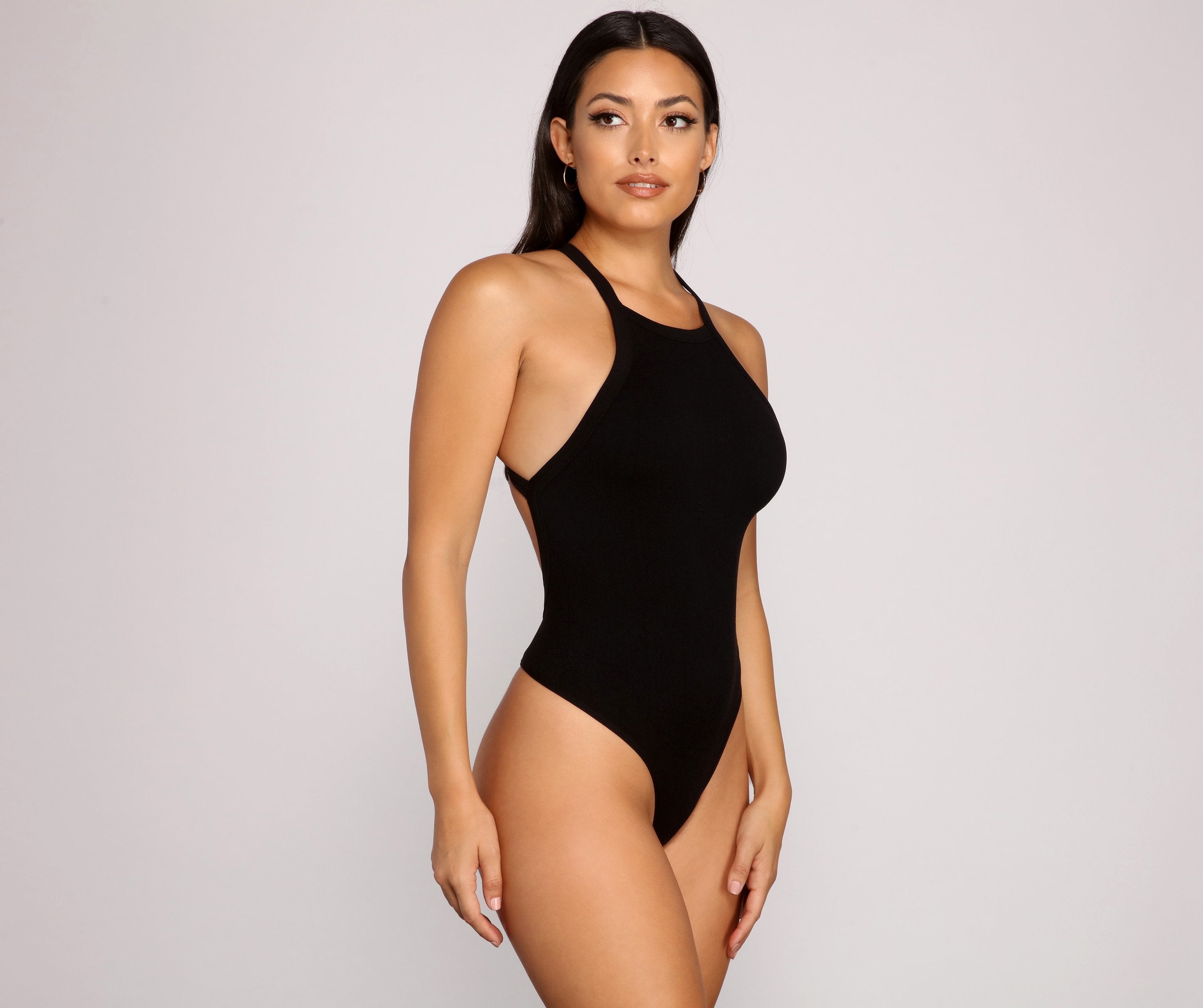 Chic And Seamless Sleeveless Bodysuit - Lady Occasions