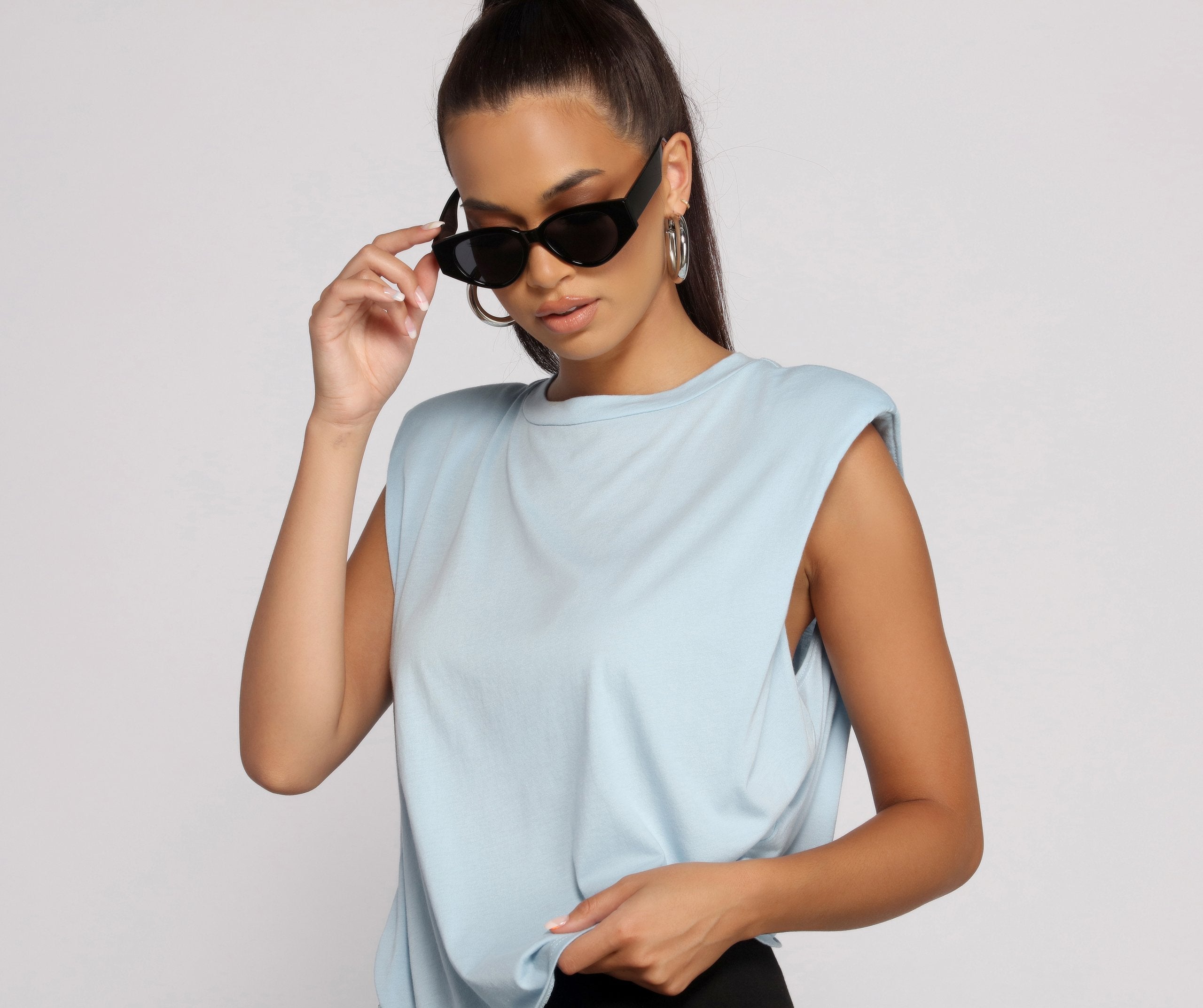 Essential Crew Neck Basic Muscle Tee - Lady Occasions