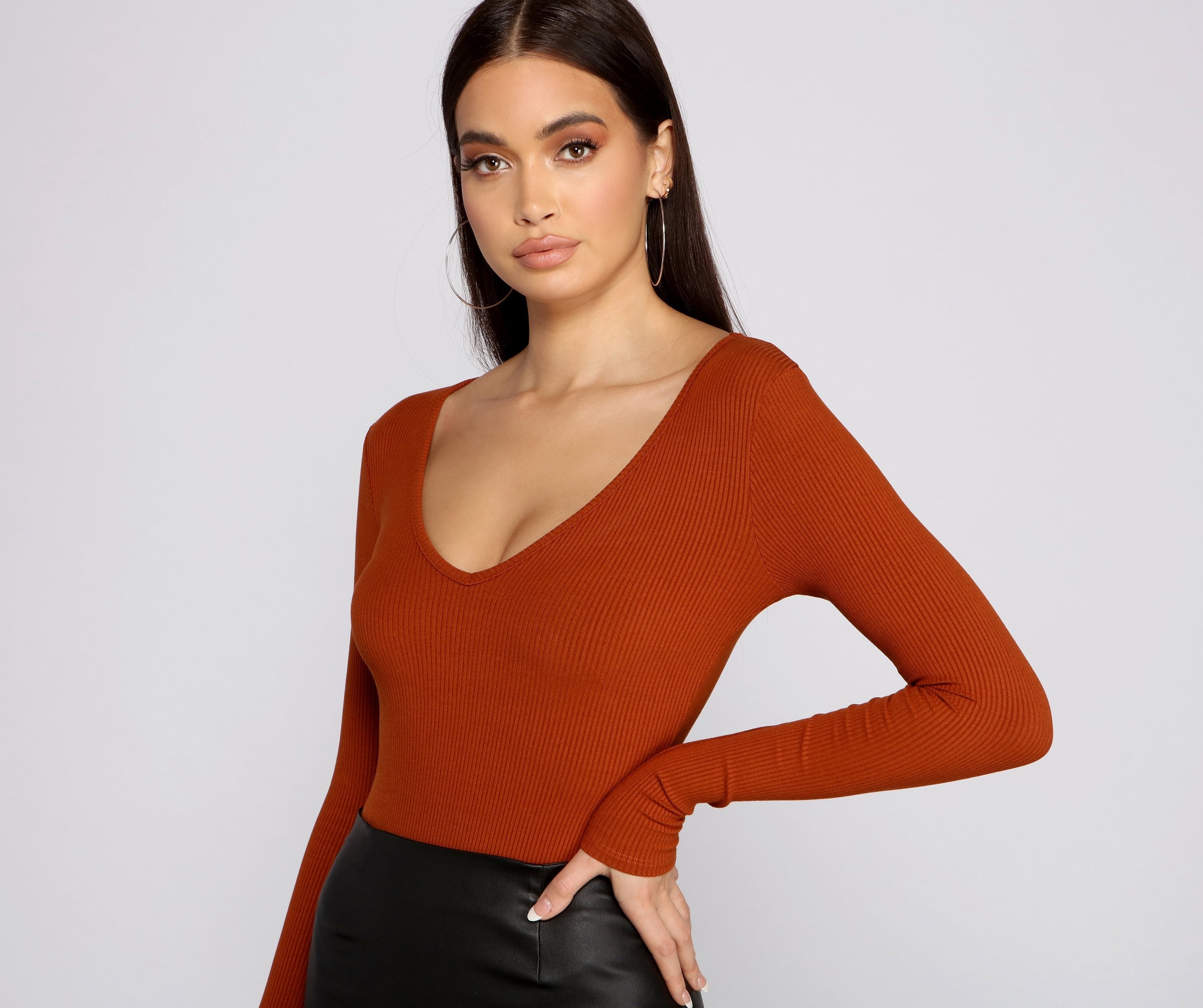 Basic Long Sleeve V Neck Bodysuit - Lady Occasions