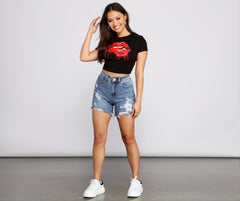 Pucker Up Painted Lips Graphic Tee - Lady Occasions