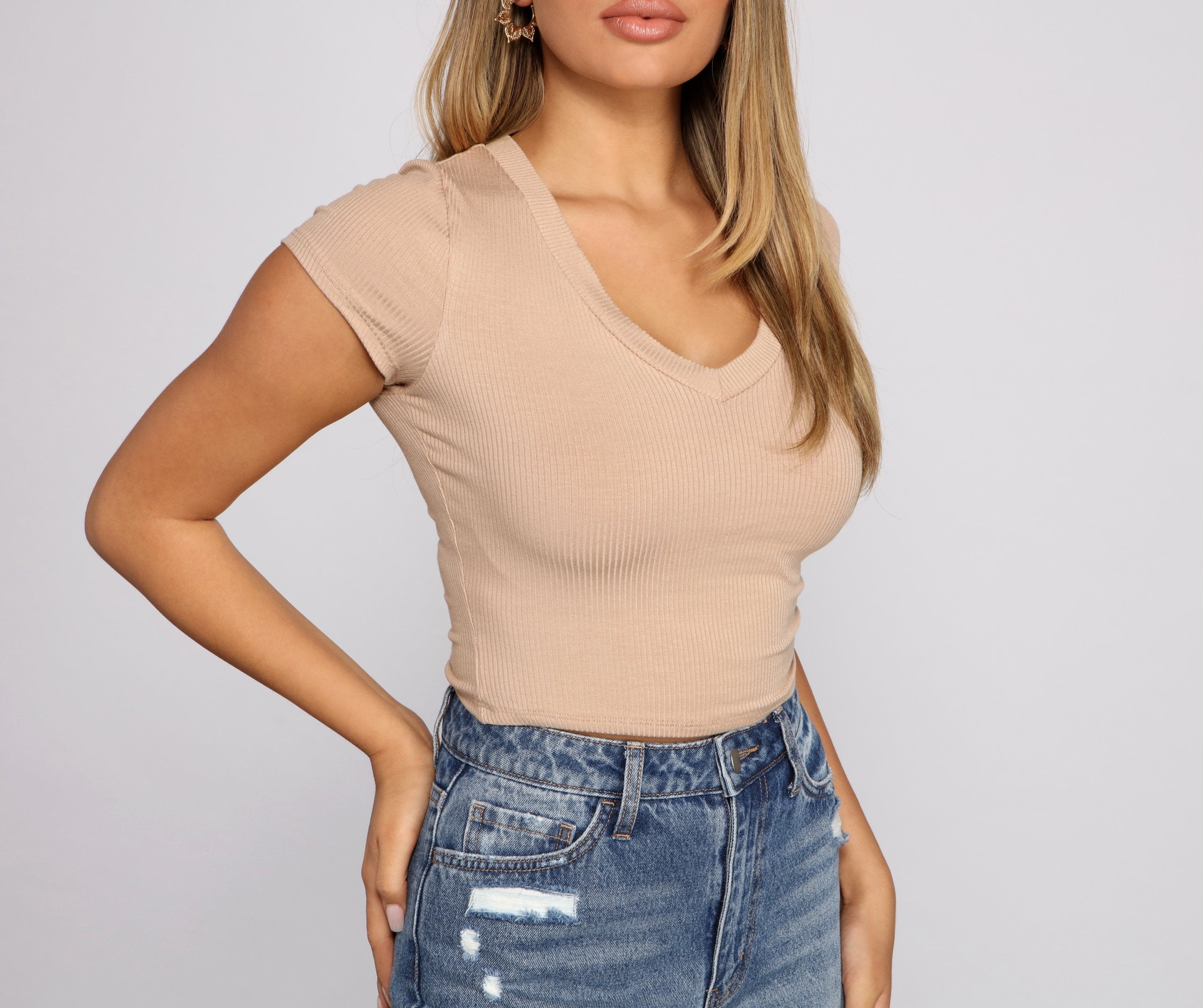 Must-Have Ribbed Knit Crop Top - Lady Occasions