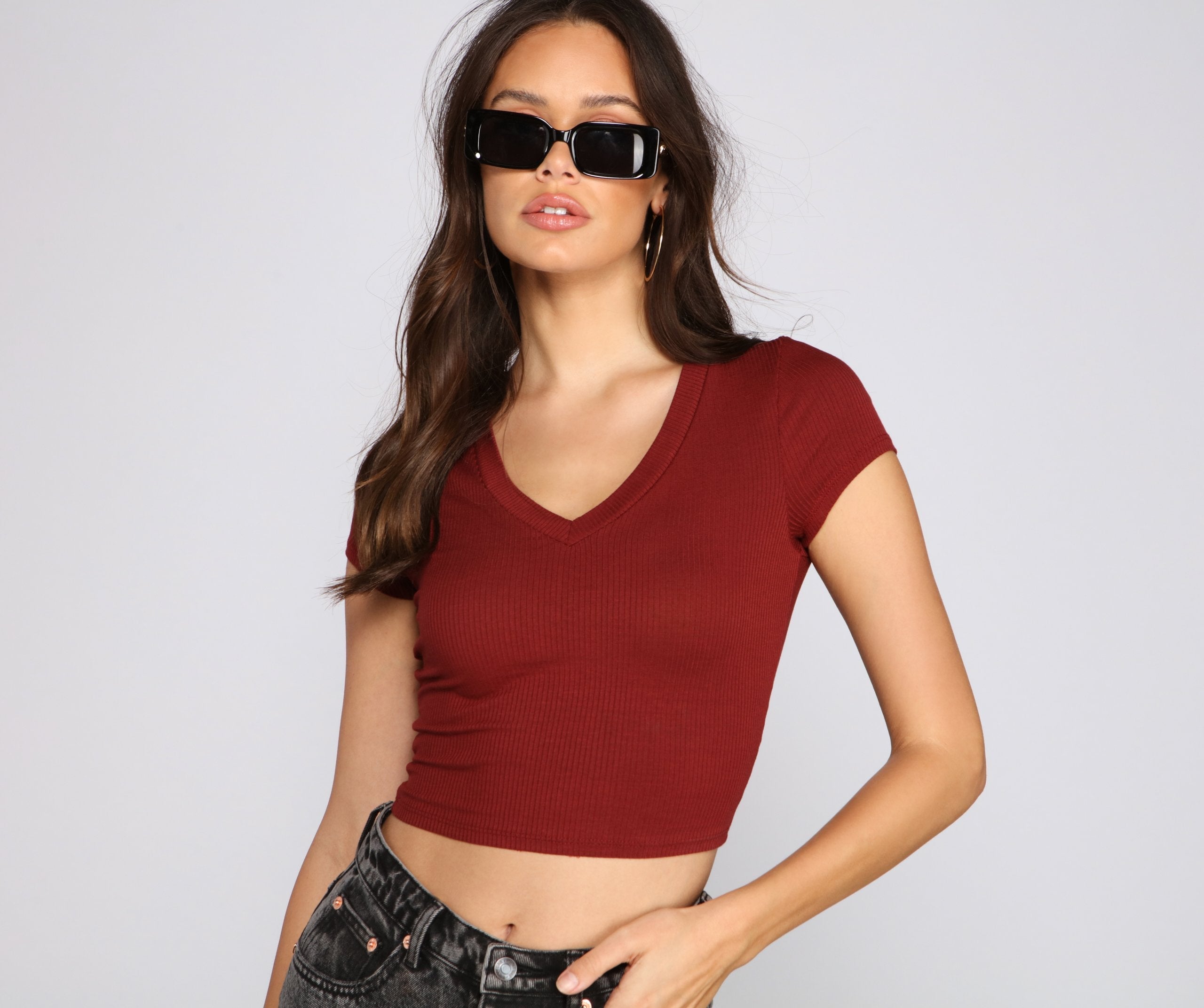 Must-Have Ribbed Knit Crop Top - Lady Occasions