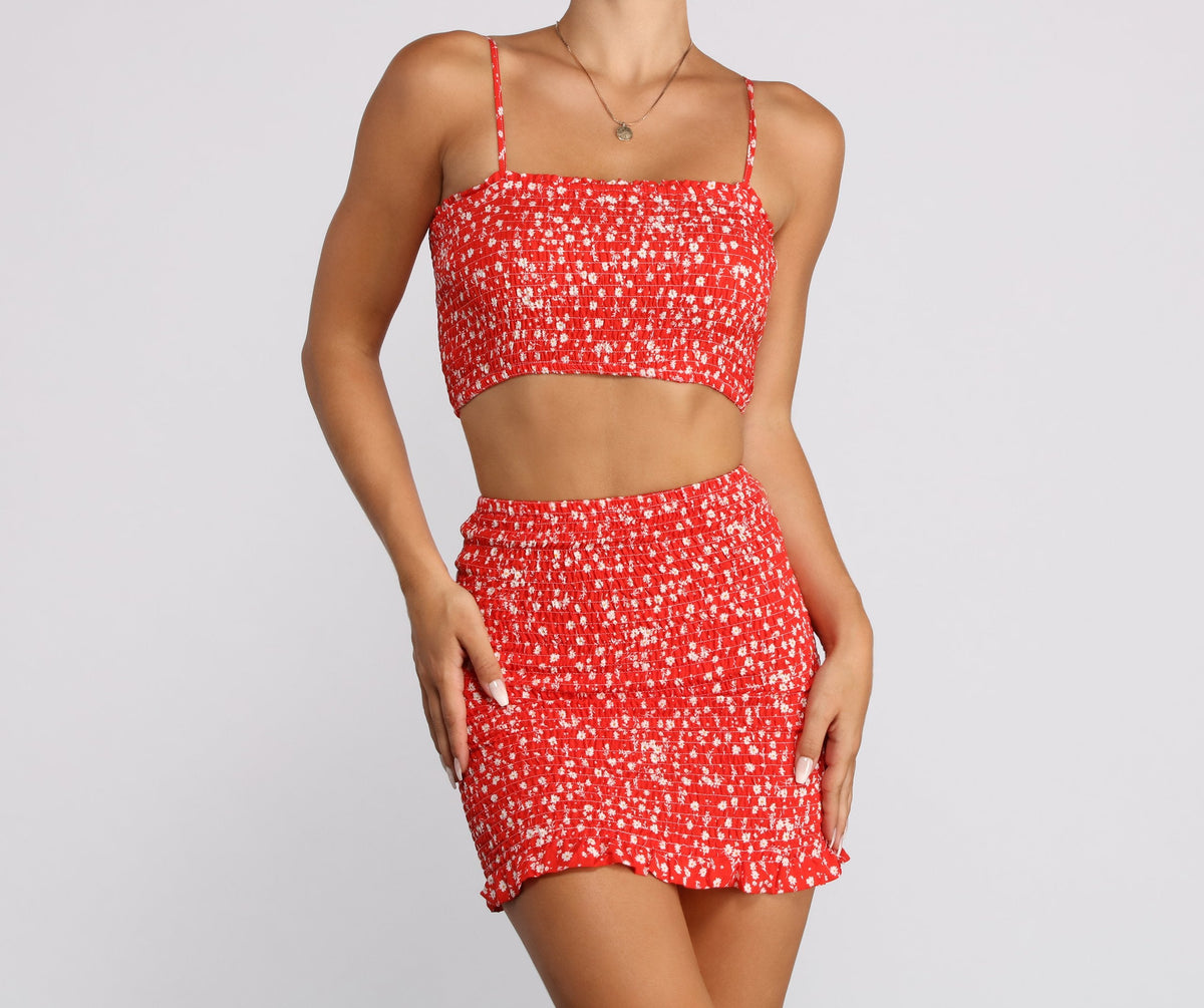 Falling For You Floral Crop Top - Lady Occasions