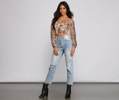 Trendy Stunner Snake Print Crop Top - Lady Occasions