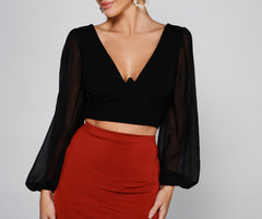 Chic Look Chiffon Sleeve Crop Top - Lady Occasions