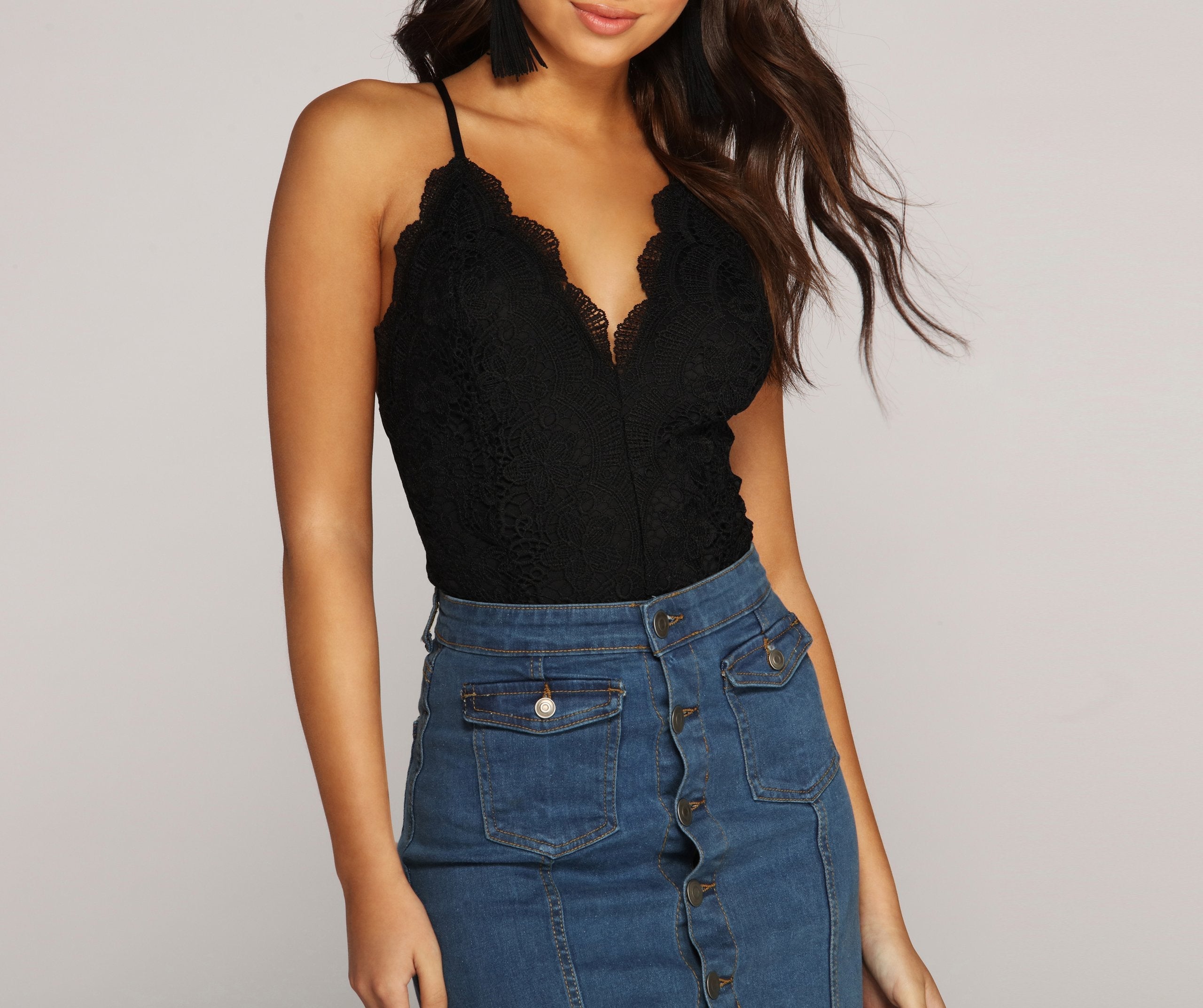 Scalloped Lace Bodysuit - Lady Occasions