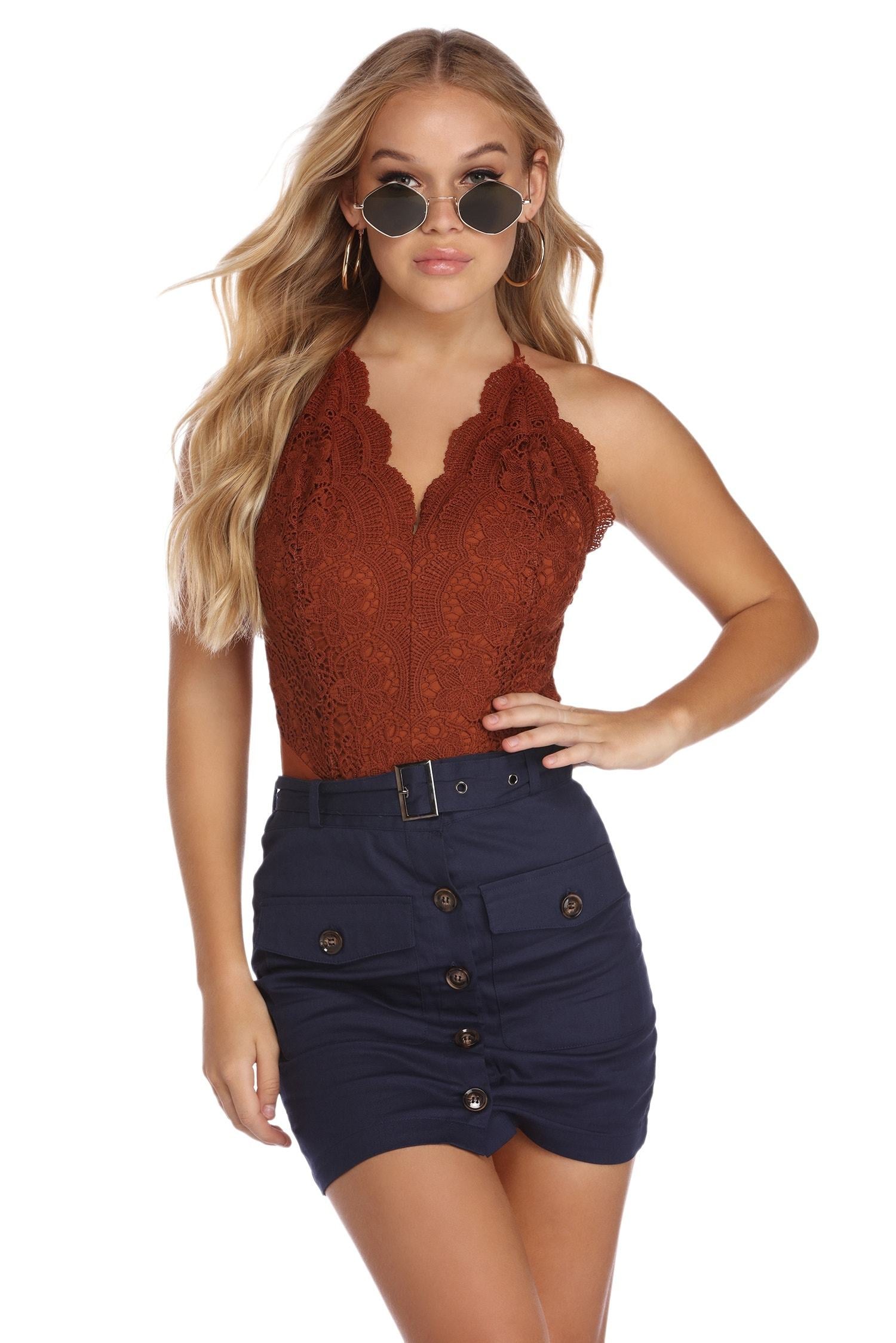 Scalloped Lace Bodysuit - Lady Occasions