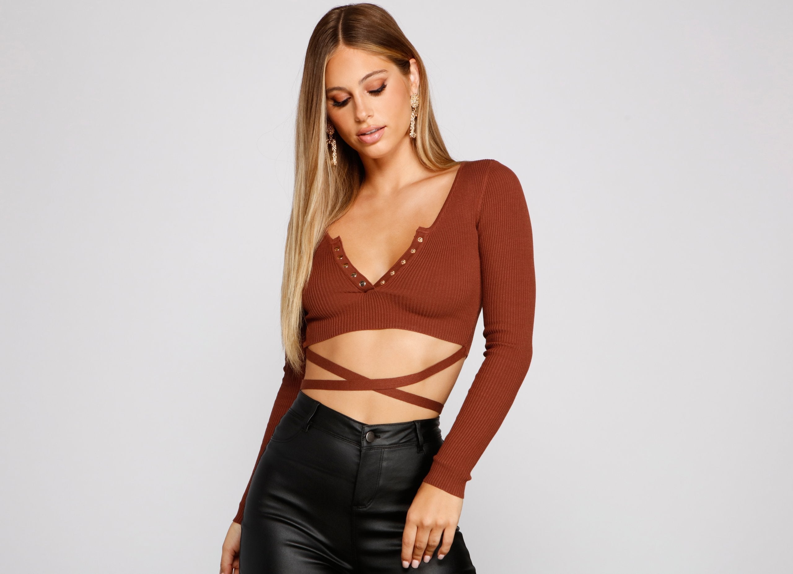 Sultry Basic Ribbed Knit Crop Top - Lady Occasions