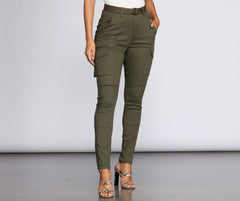 Babe in Skinny Cargo Pants - Lady Occasions