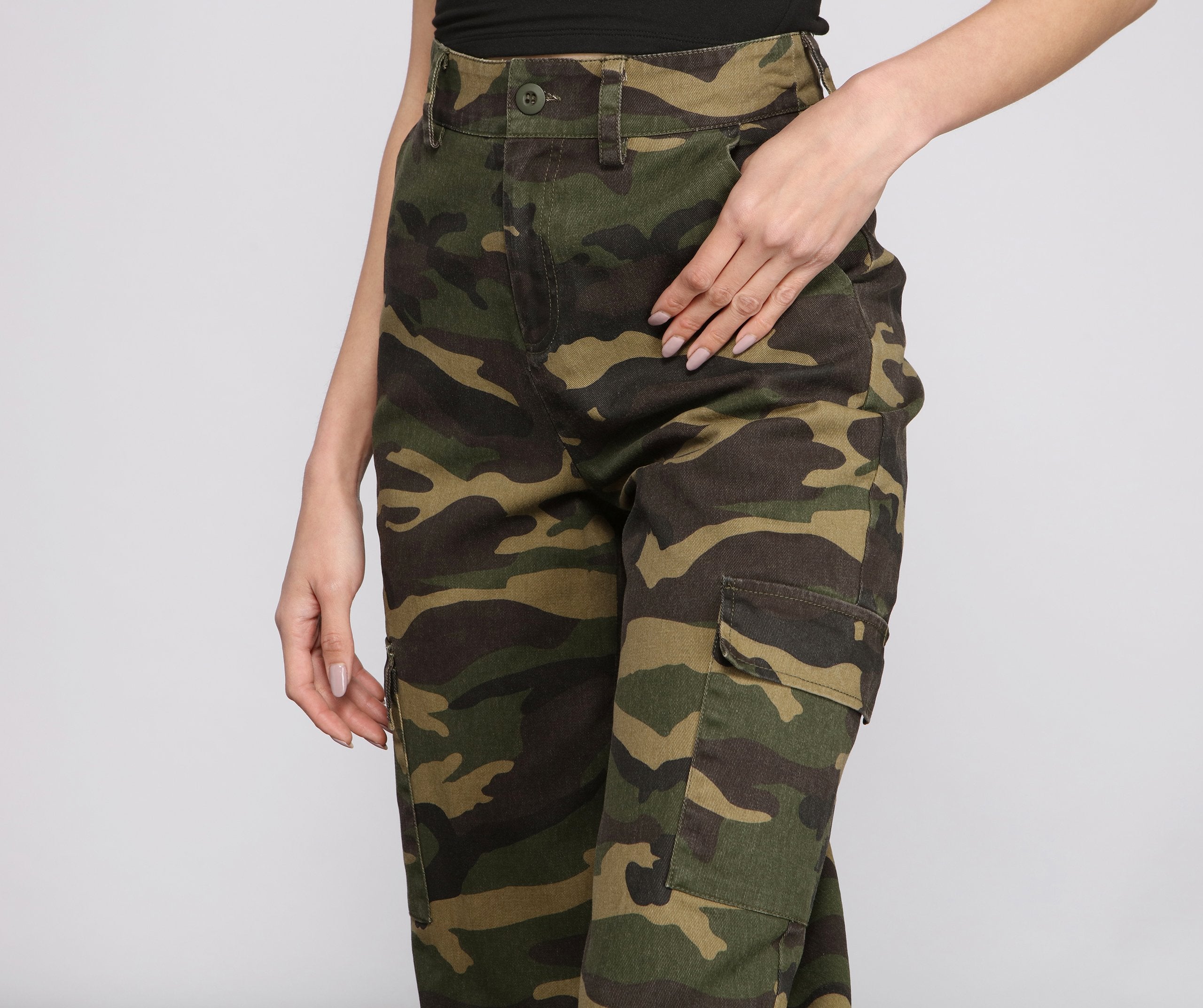 Undercover Camo Cargo Joggers – Lady Occasions