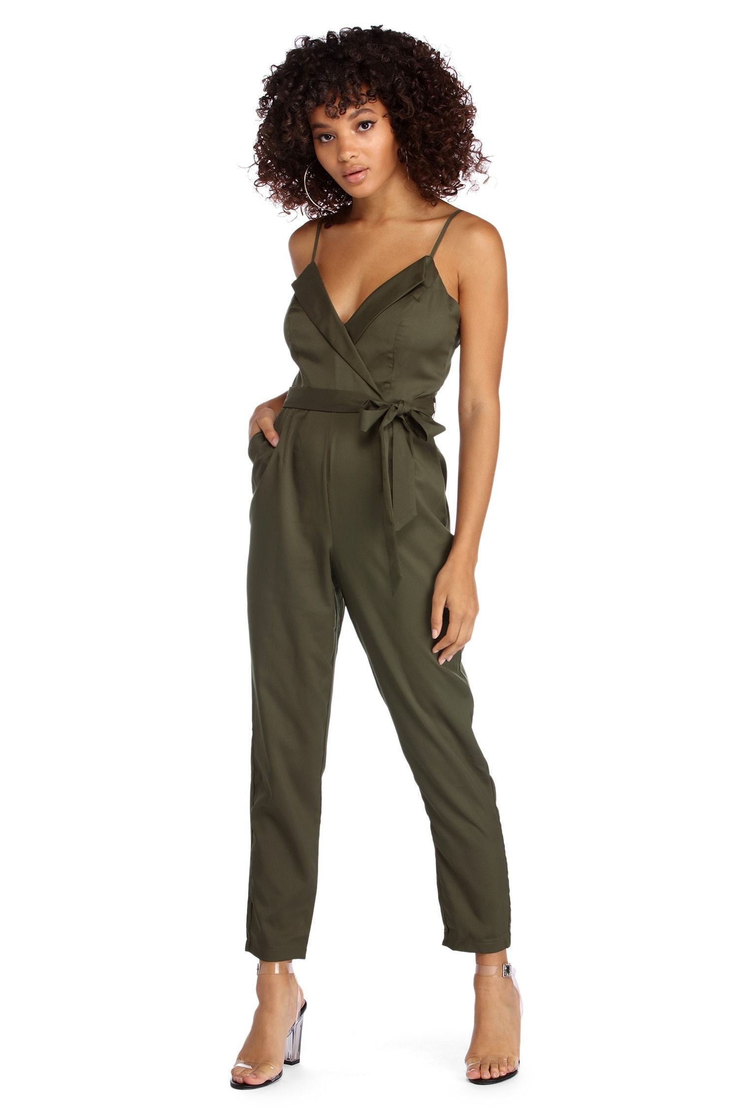 Classic Chic Tapered Jumpsuit - Lady Occasions
