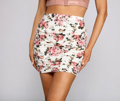 Charming And Chic Floral Mini Skirt - Lady Occasions