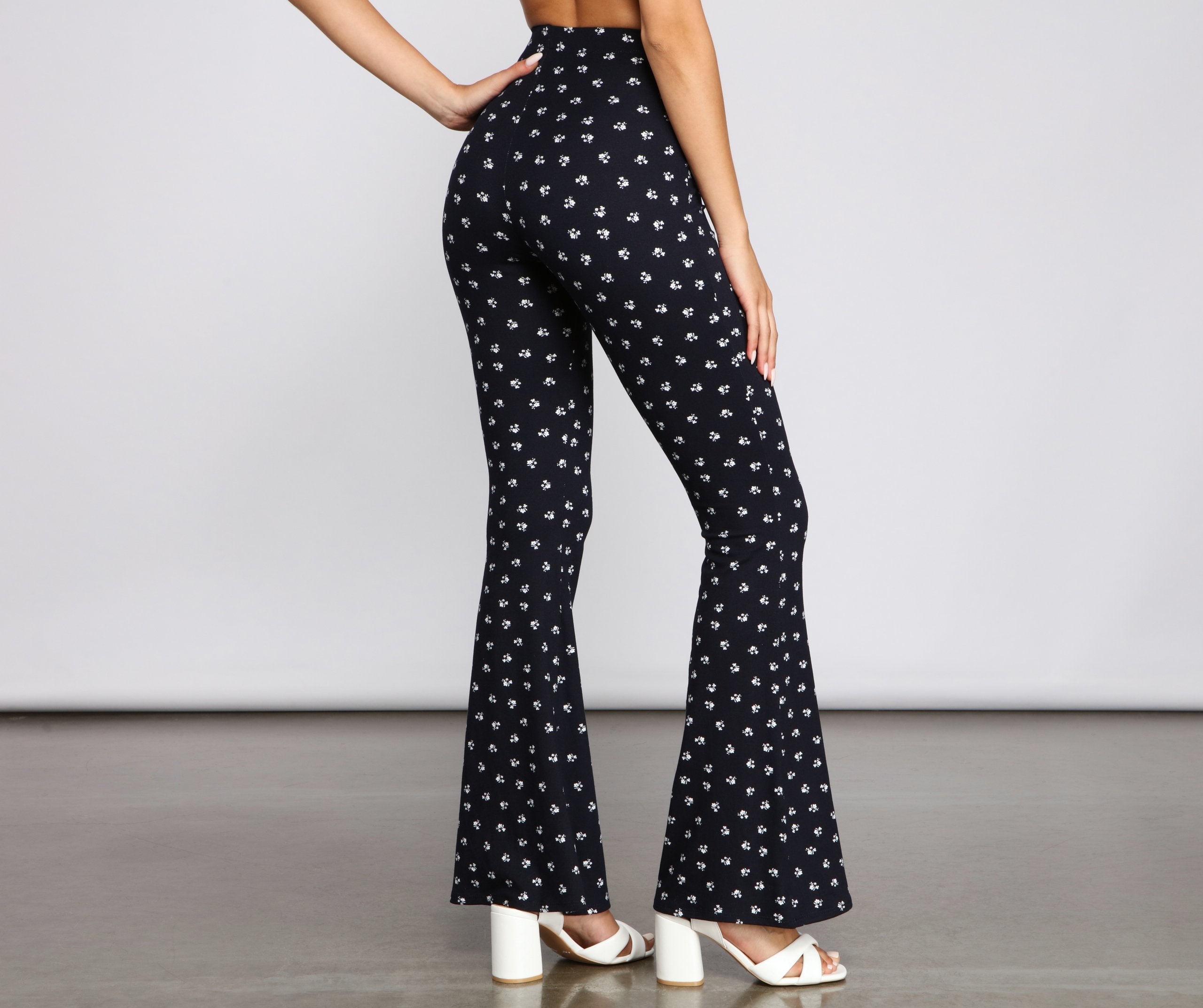 Floral Mood Ditsy Flared Pants - Lady Occasions