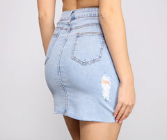 On-Trend Destructed Denim Mini Skirt - Lady Occasions