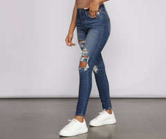 Bella High Rise Destructed Skinny Jeans - Lady Occasions