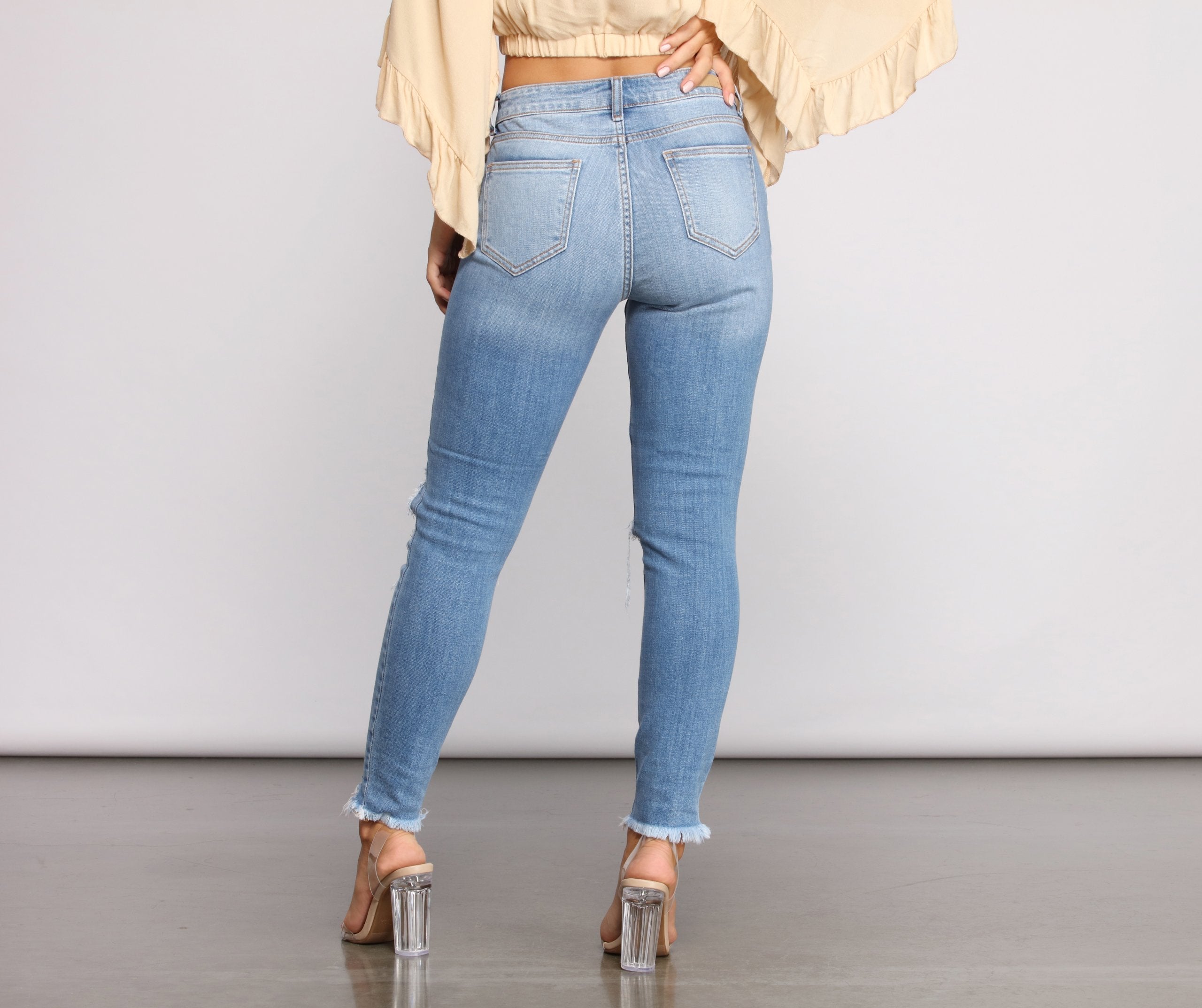 Mid Rise Frayed Cropped Skinny Jeans - Lady Occasions