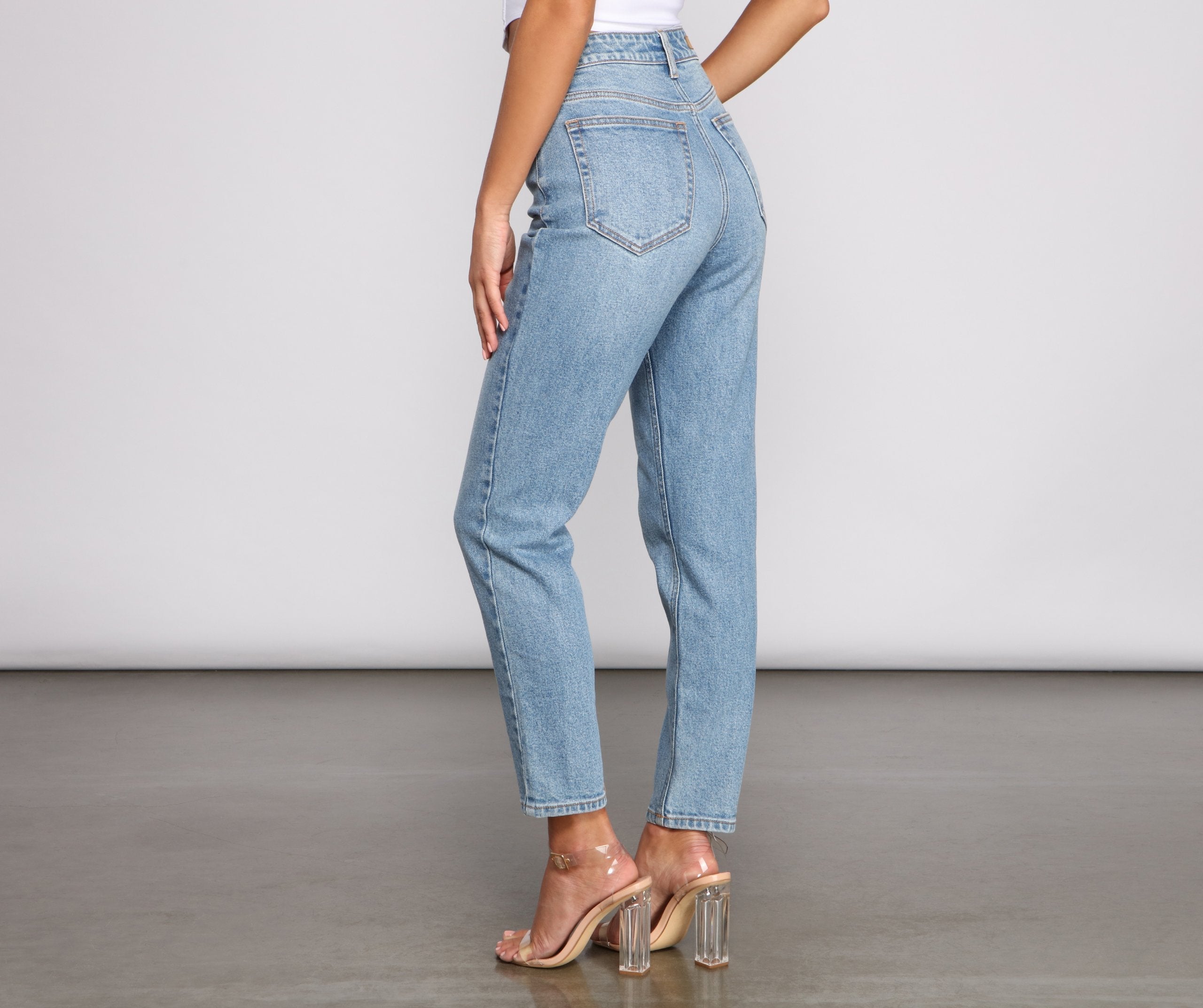 High-Rise Slim Straight Jeans - Lady Occasions