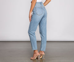 High-Rise Slim Straight Jeans - Lady Occasions