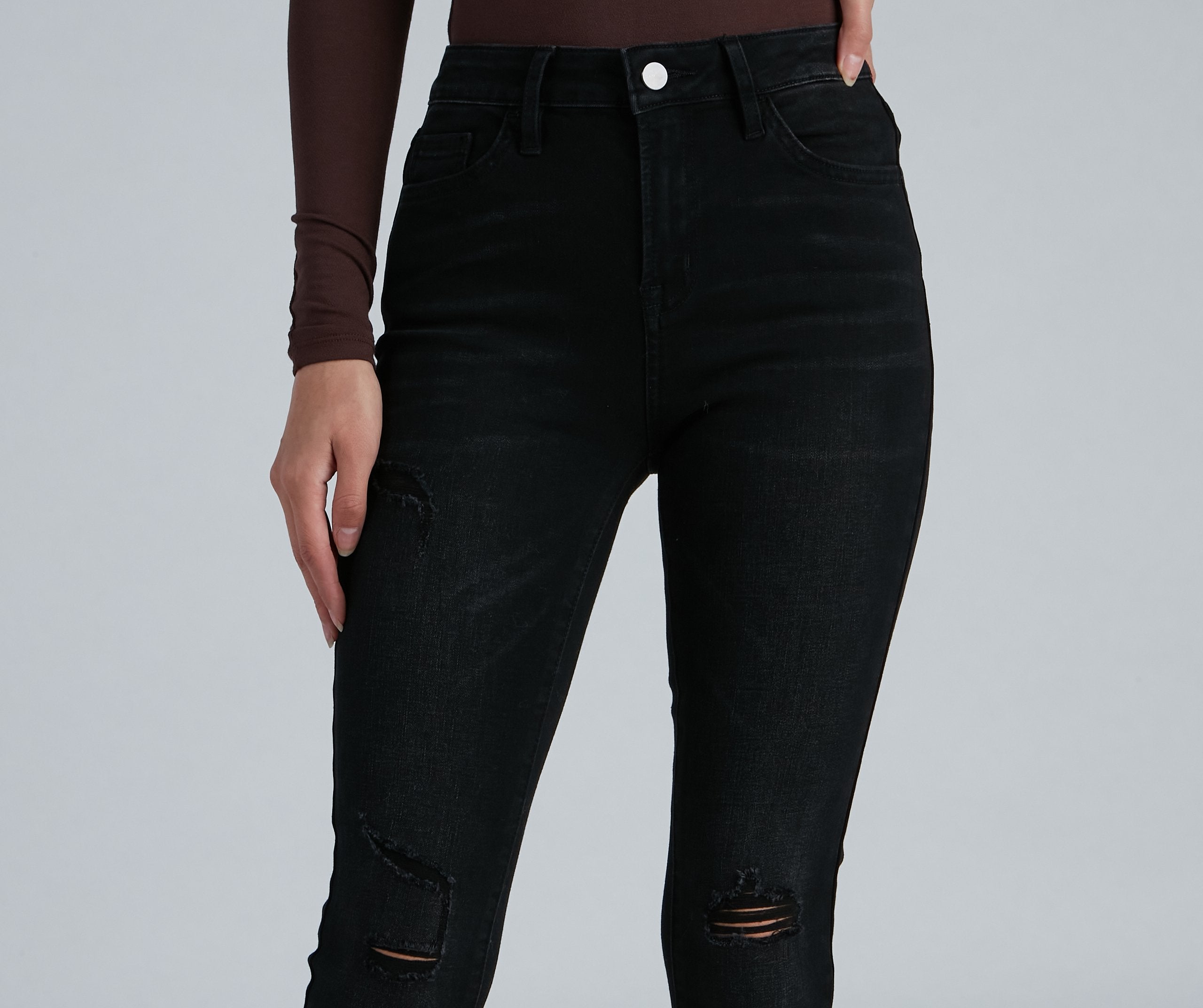 New In Town Mid-Rise Distressed Crop Skinny Jeans - Lady Occasions
