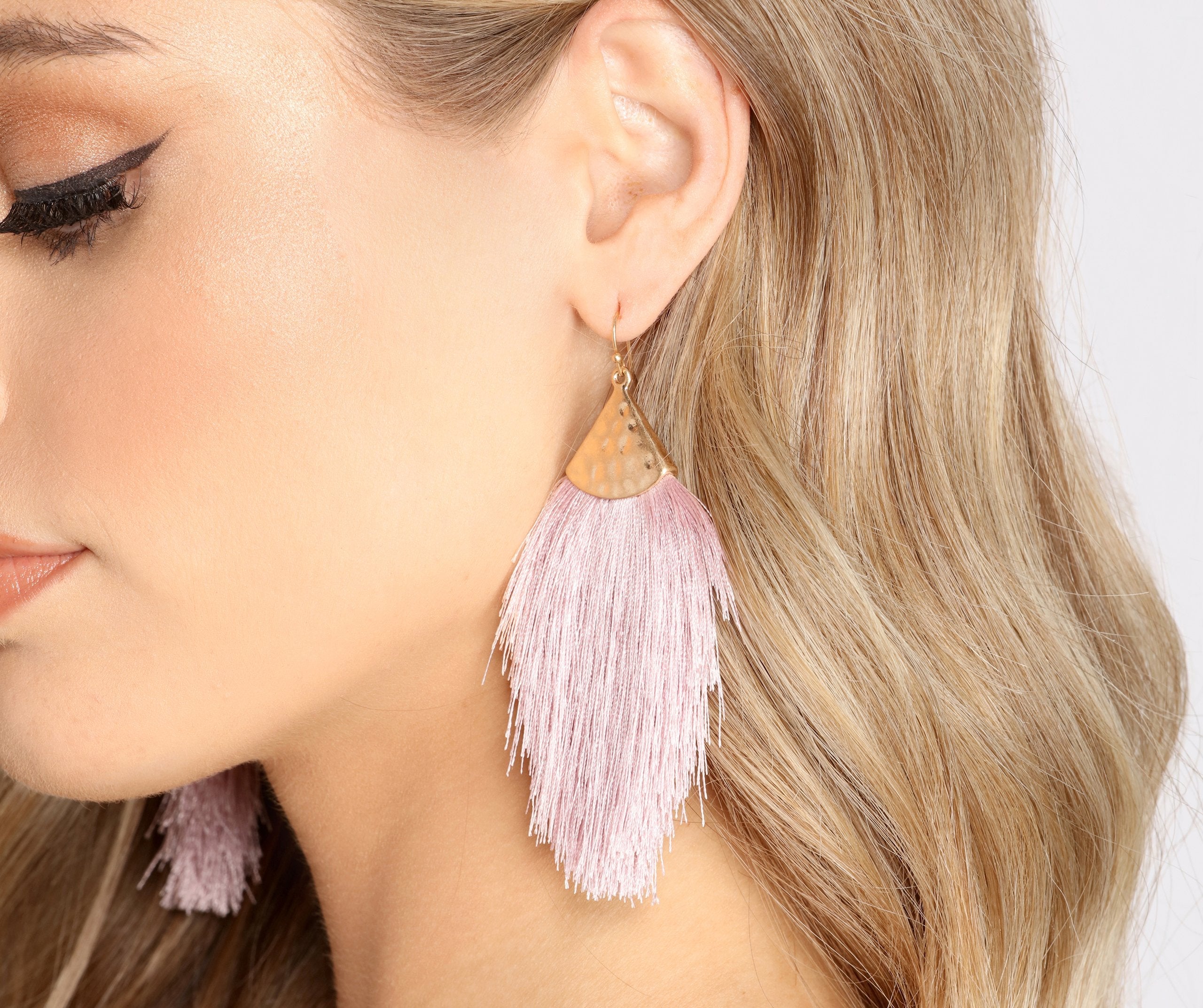 Free Spirit Fan Tassel Earrings - Lady Occasions