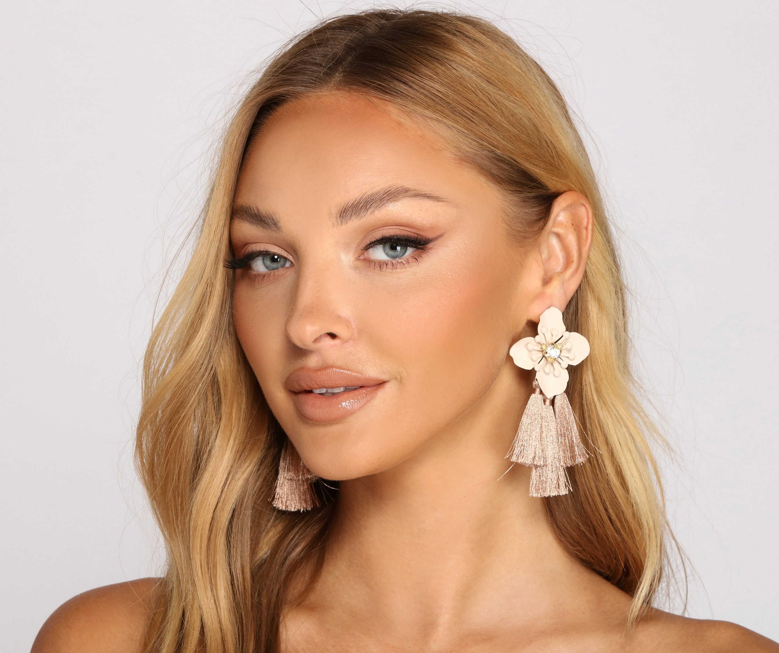 Flower Power Multi-Tassel Earrings - Lady Occasions