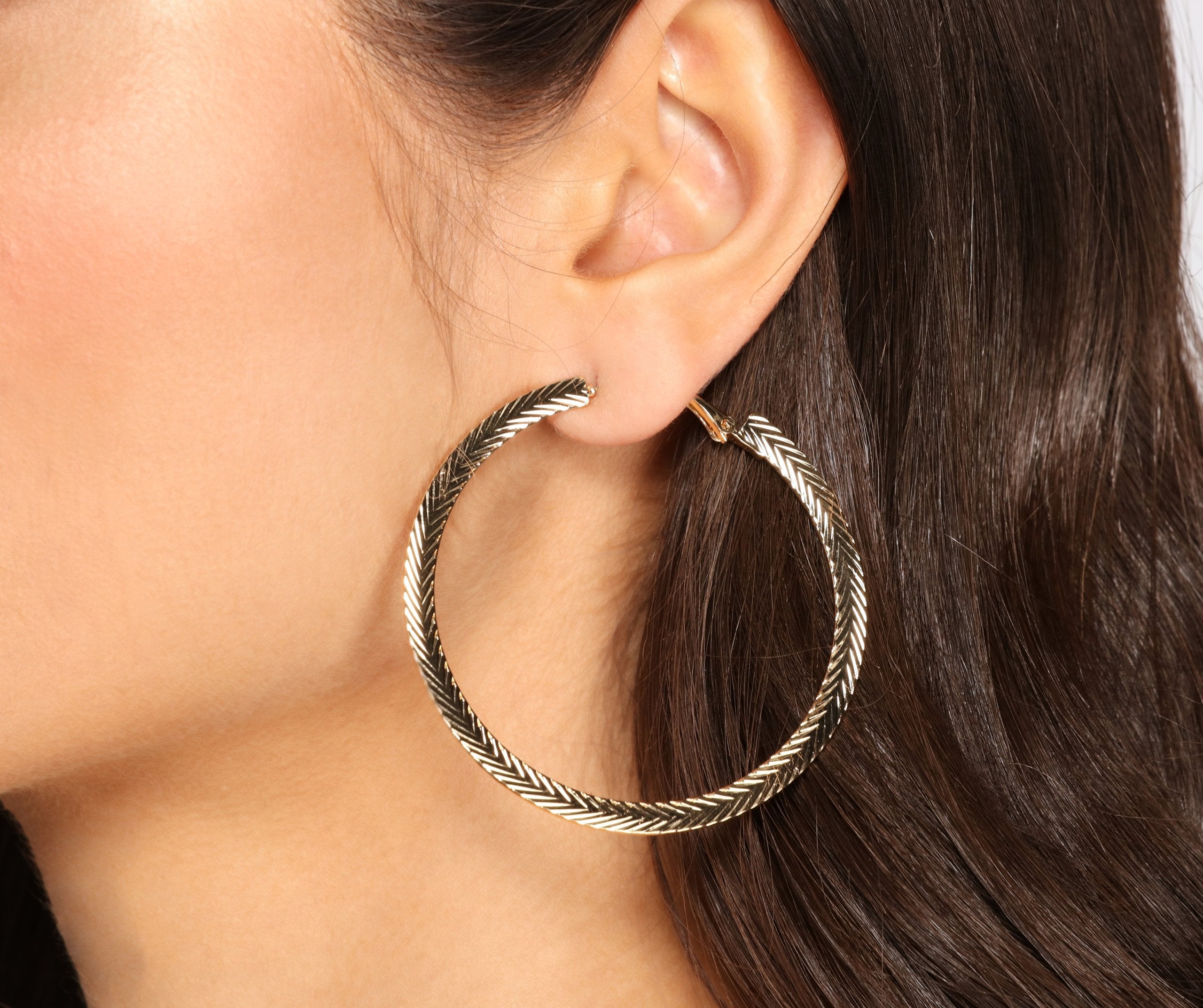 Twist Of Fate Hoop Earring Set - Lady Occasions