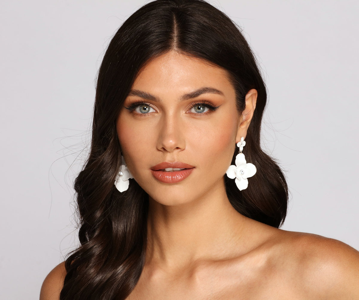 Keep Blooming Rhinestone Flower Earrings - Lady Occasions