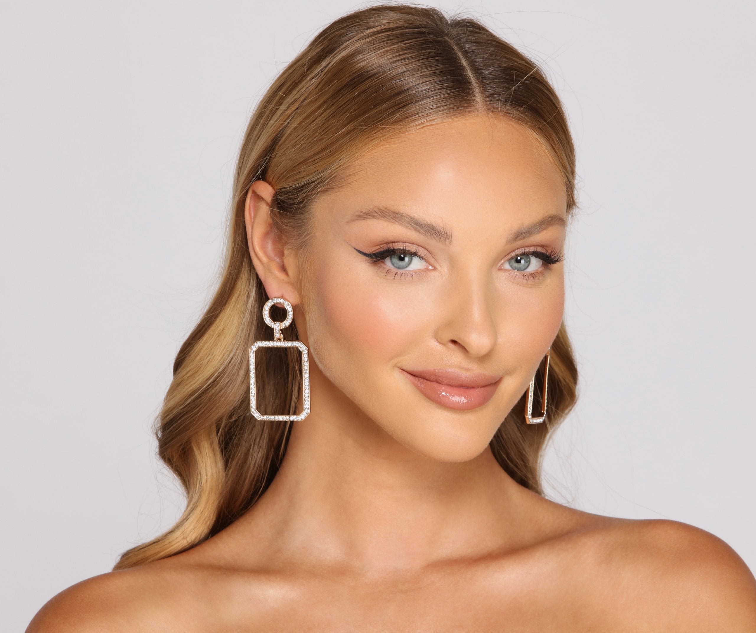 Encircled In Luxe Rhinestone Earrings - Lady Occasions