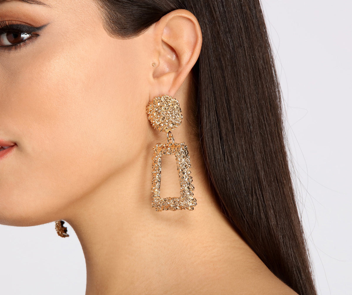 Glam Moment Textured Earrings - Lady Occasions
